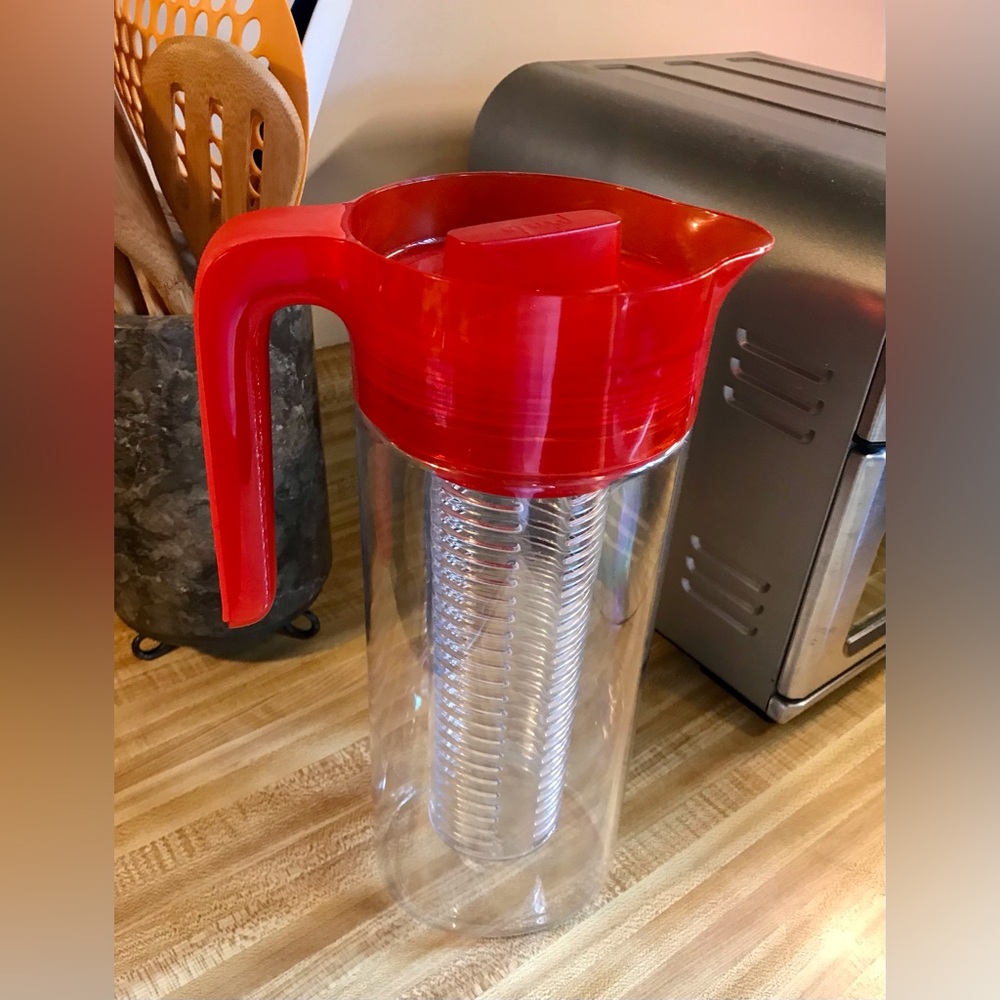 2/$10 PRIMULA Tall Plastic Fruit Infuser Water Pitcher Cucumber Water Container - Picture 2 of 14